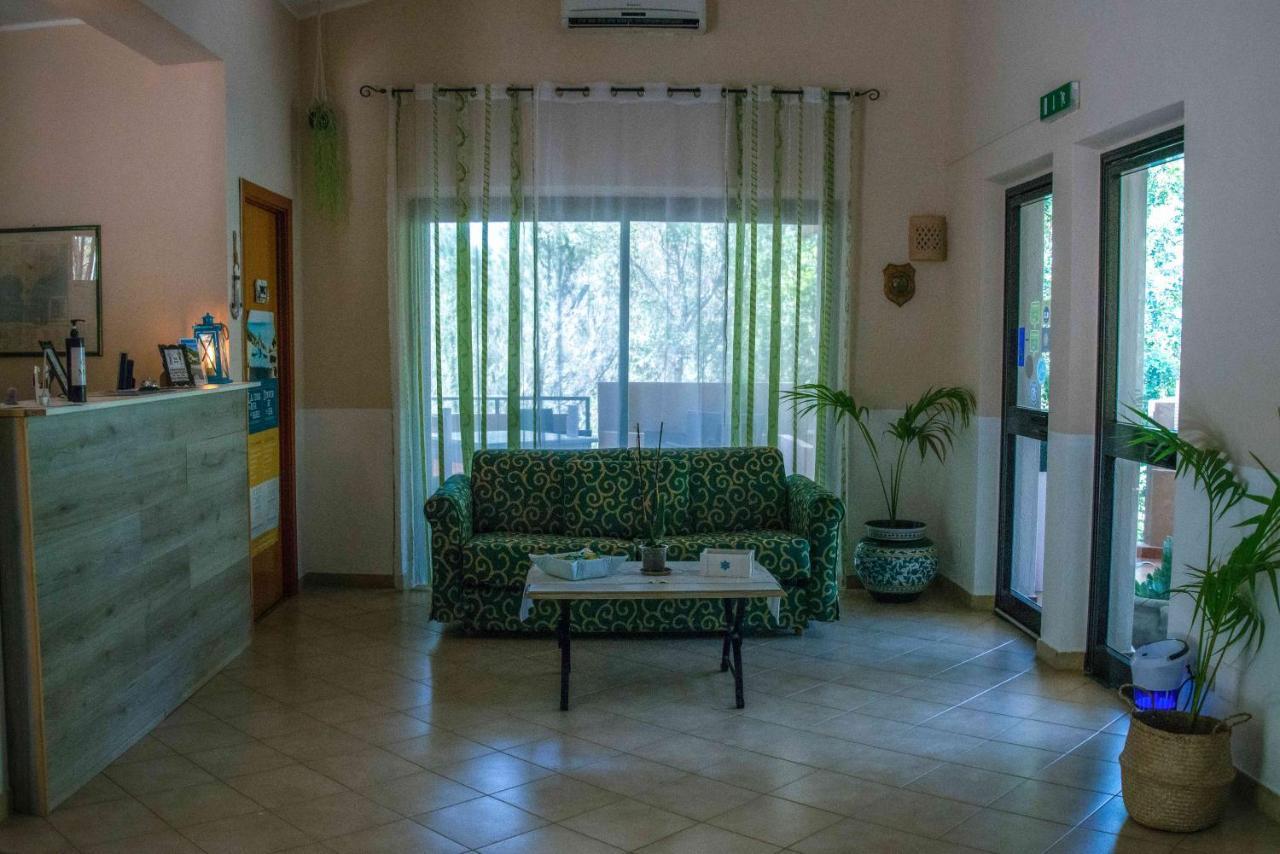 Hotel Oleandro Villasimius Eksteriør billede