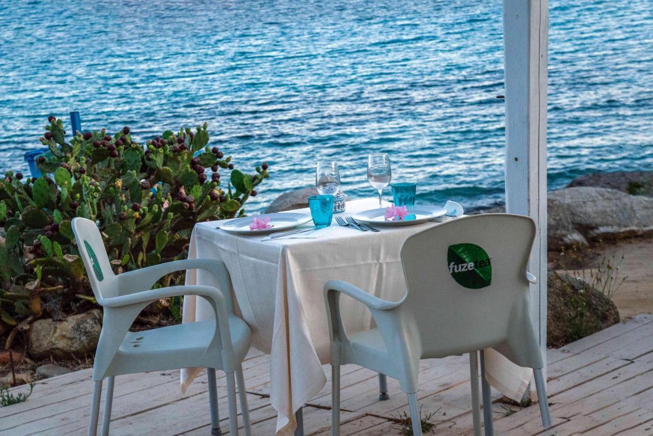 Hotel Oleandro Villasimius Eksteriør billede